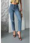 Mom Fit Kar Yıkama Bıyık Detaylı Jeans Pantolon D2006