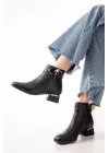 Siyah Toka Aksesuarlı Topuklu Fermuarlı Günlük Kadın Bot