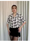 Siyah Beyaz Baskılı Crop Gömlek