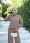 Taş Düğmeli İkili Triko Takım Vizon