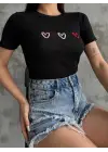 Üçlü Kalp Nakışlı Bluz
