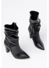 Siyah Yüksek Kalın Topuklu Körüklü Fermuarlı Kadın Bot