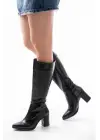 Siyah Kroko Topuklu Kadın Çizme