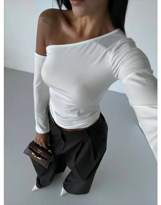 Omuz Detaylı Kollu Bluz Beyaz F2336