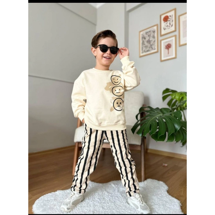 Erkek Çocuk Smile Baskılı Altı Çizgili Takımı 3-9 Yaş Pamuklu spor & Günlük Takım (bir beden büyük alınız)