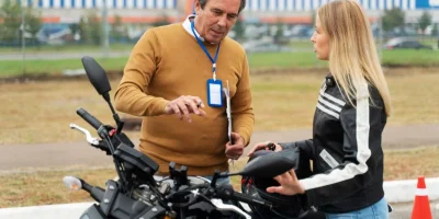 Elektrikli Motosiklet Ehliyet ve Ruhsat Gerektirir mi?