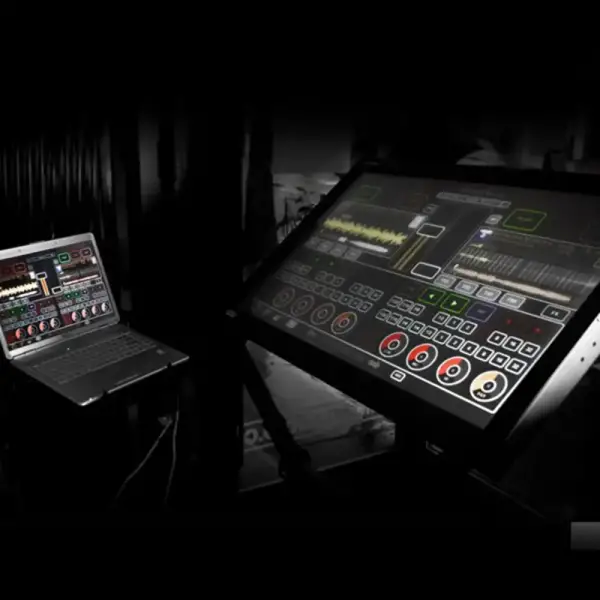 Smithson Martin Emulator 42 Dual Touch