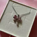 Çelik Pembe Kurdele Kolye
