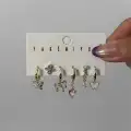 Pembe Detaylı Küpe Seti