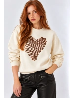 Kalp İşlemeli Kadın  Sweatshirt- Bej