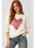 Kalp İşlemeli Kadın  Sweatshirt - Ekru