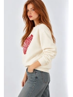 Kalp İşlemeli Kadın  Sweatshirt - Ekru