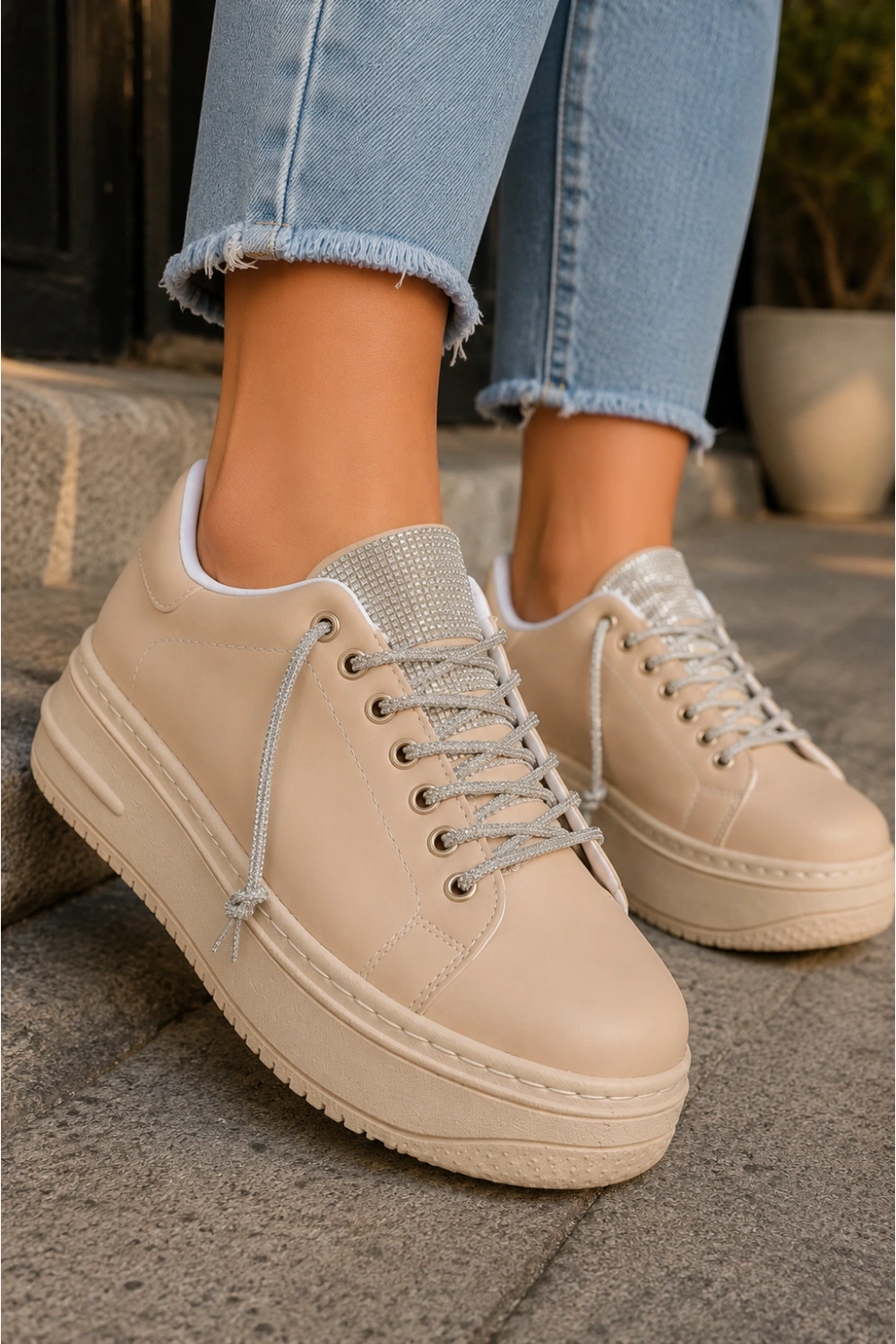 Luna Sim Detaylı Bağcıklı Kadın Günlük Sneaker Ayakkabı - Ten