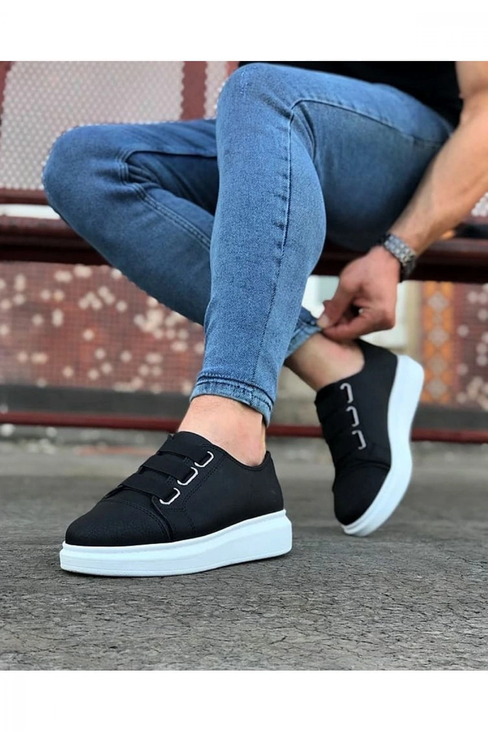 İtehe Cilt Erkek Bağcık Görünümlü Lastikli Günlük Sneaker Ayakkabı - Siyah Beyaz