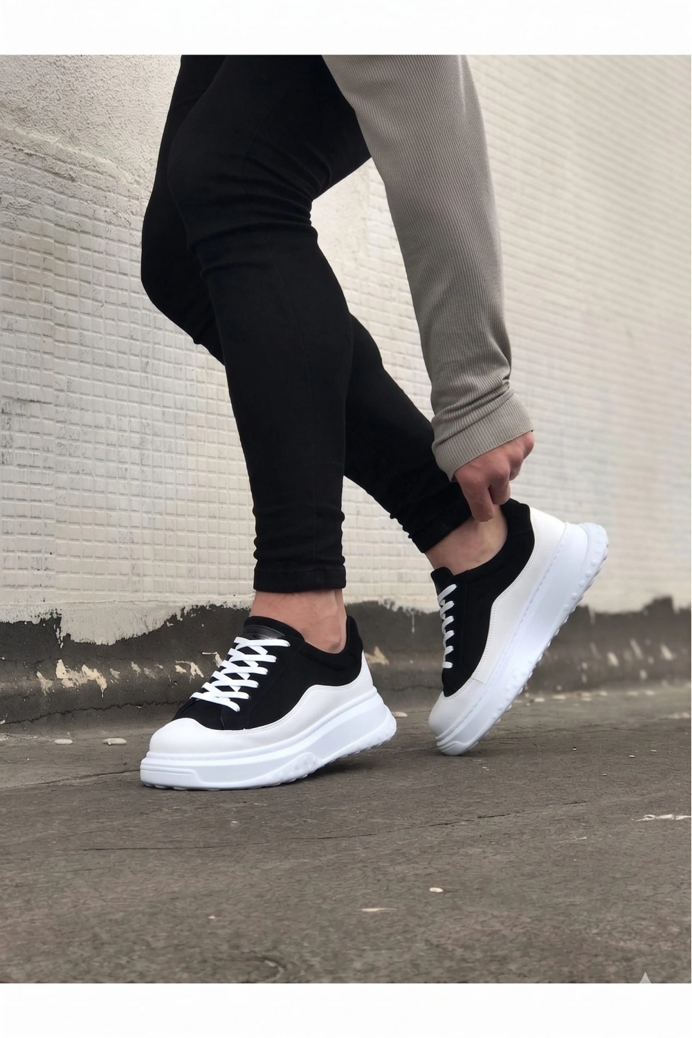 Rovero Erkek Bağcıklı Cilt Günlük Sneaker Ayakkabı – Siyah Beyaz