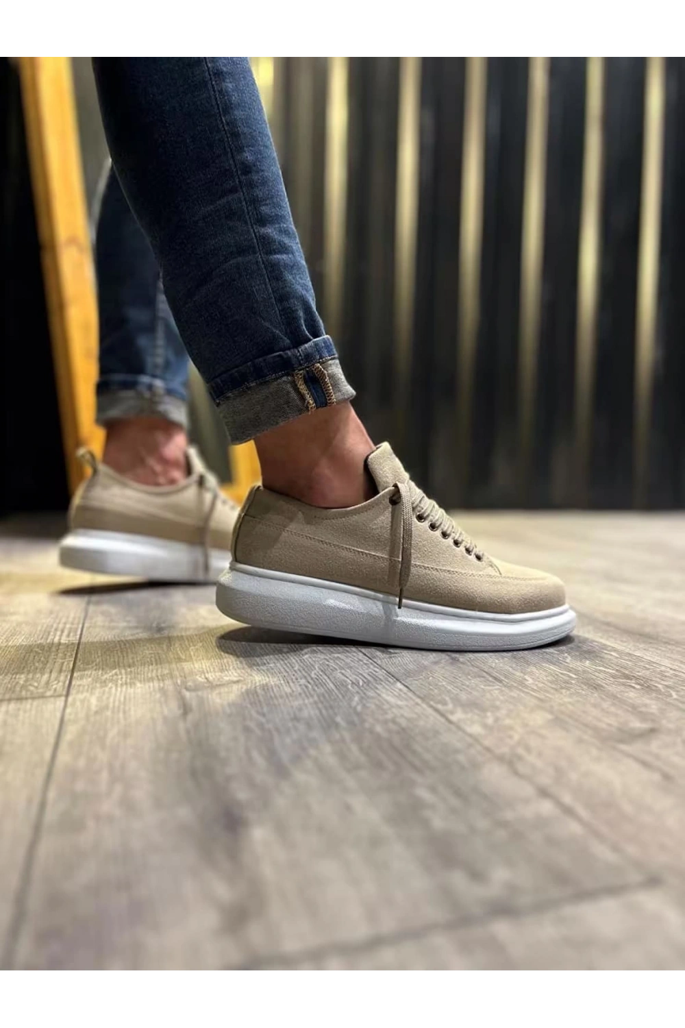 Meverk Süet Erkek Sneaker Ayakkabı – Kalın Taban Günlük Krem