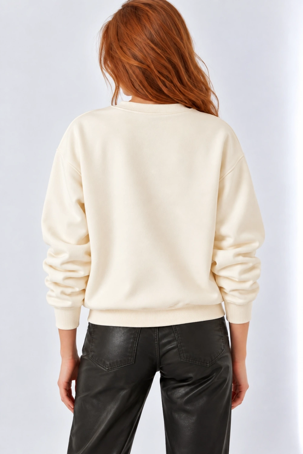 Kalp İşlemeli Kadın  Sweatshirt- Bej