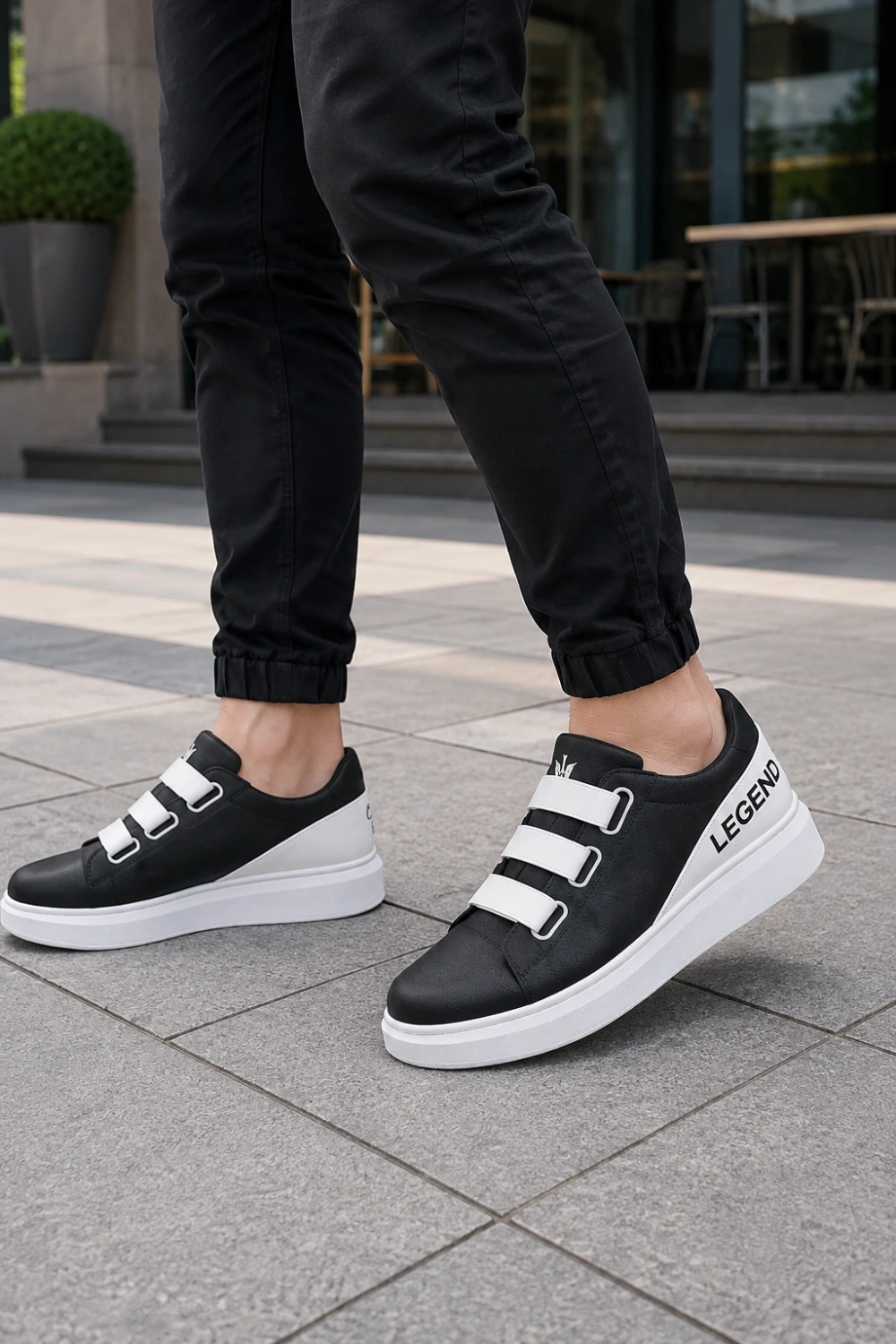 Mirox Erkek Bağcıksız 3 Bant Lastikli Günlük Sneaker Ayakkabı - Siyah Beyaz