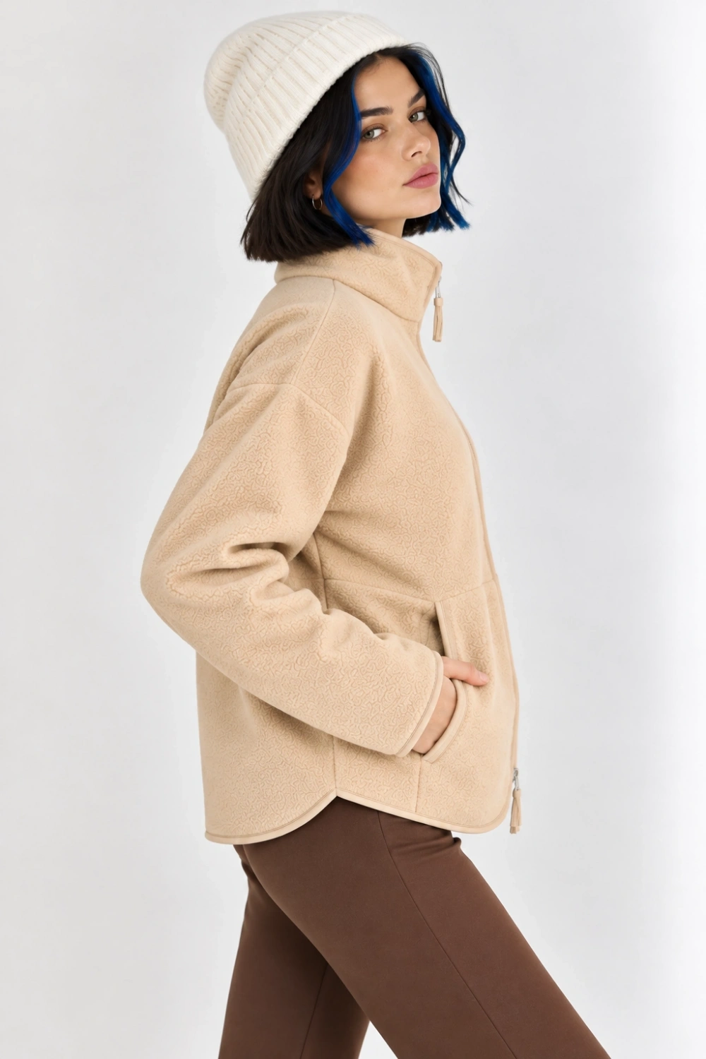 Oversize Dik Yaka Biyeli Fermuarlı Cepli Teddy Peluş Ceket- Bej