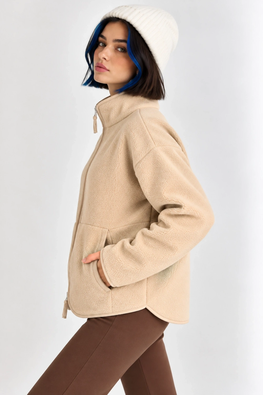 Oversize Dik Yaka Biyeli Fermuarlı Cepli Teddy Peluş Ceket- Bej