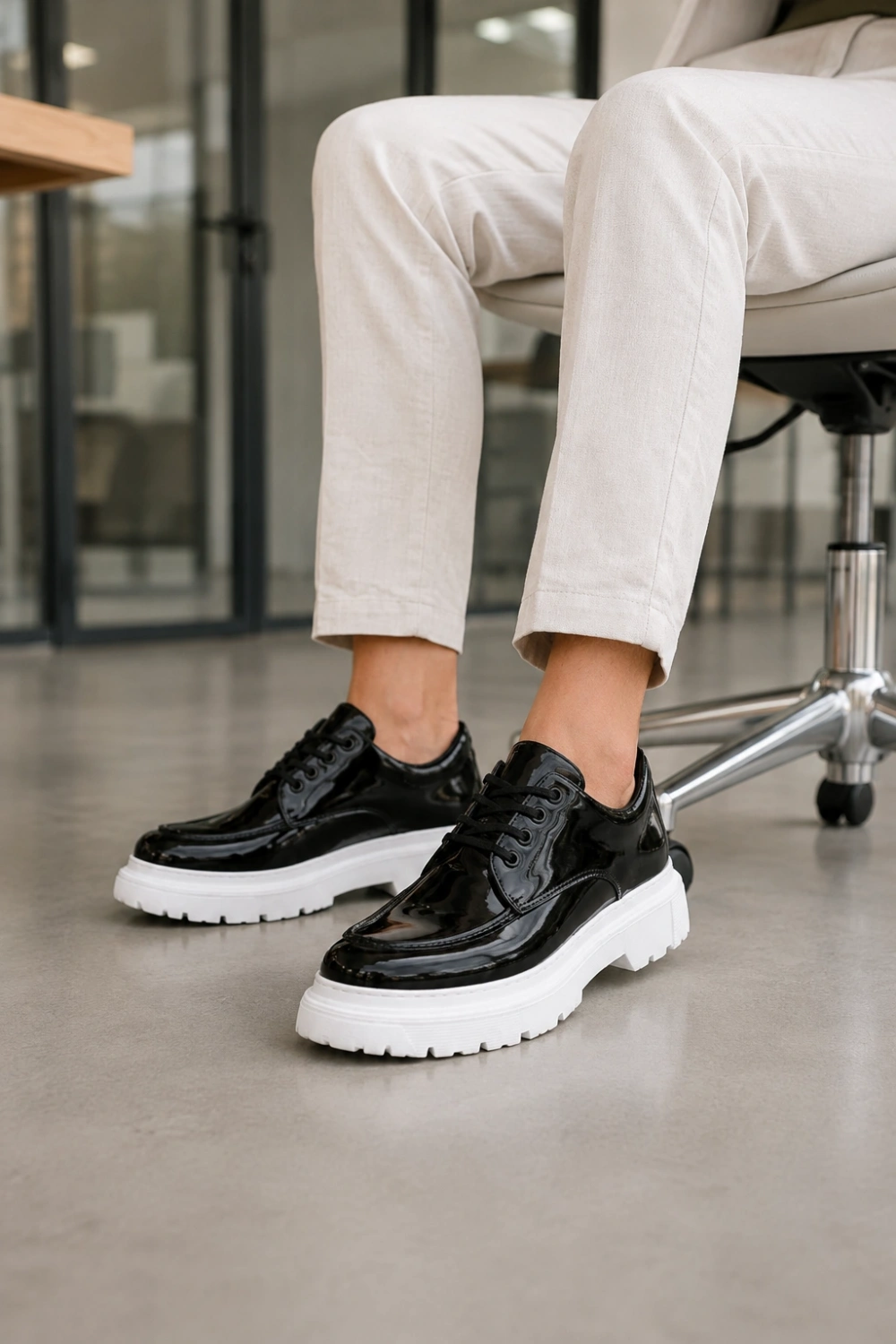 Verlixo Bağcıklı Parlak Rugan Erkek Casual Sneaker Klasik Günlük Ayakkabı - Siyah