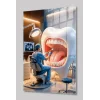 Sürreal Diş Kliniği Sanatı – Premium Cam Tablo