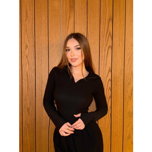 Gizli Fermuarlı Parmak Geçirmeli Siyah Bluz