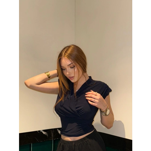 Vatkalı Lacivert Bluz