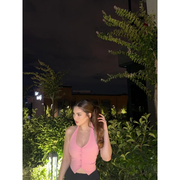 Boyundan Geçmeli Pembe Yelek