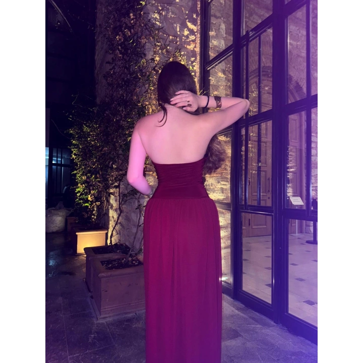 Straplez Kırmızı Uzun Elbise