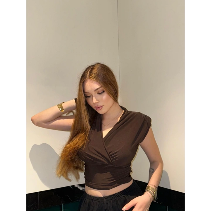 Vatkalı Kahverengi Bluz