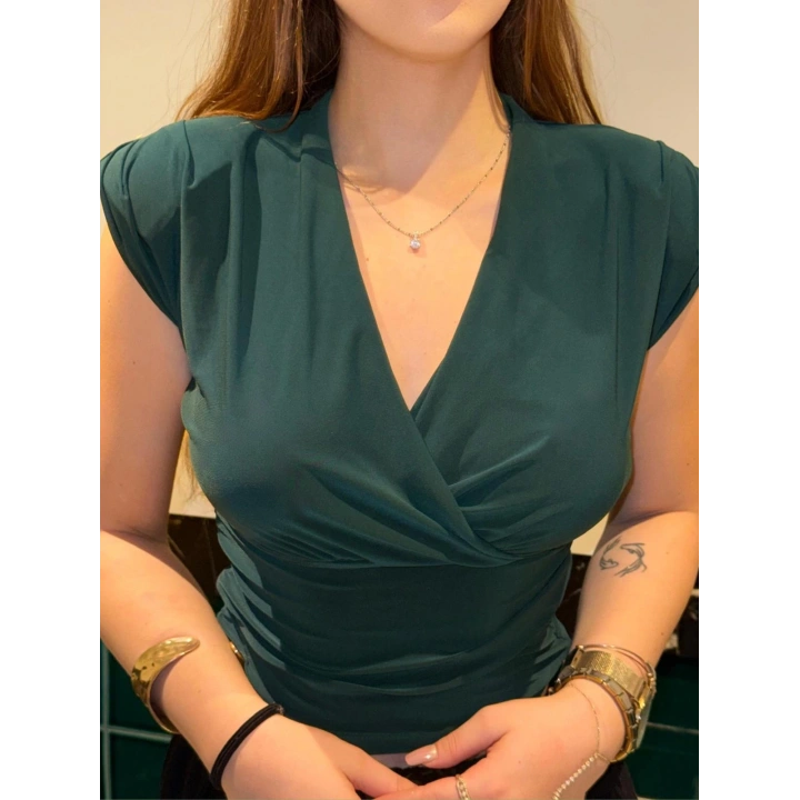 Vatkalı Koyu Yeşil Bluz