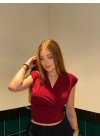 Vatkalı Kırmızı Bluz