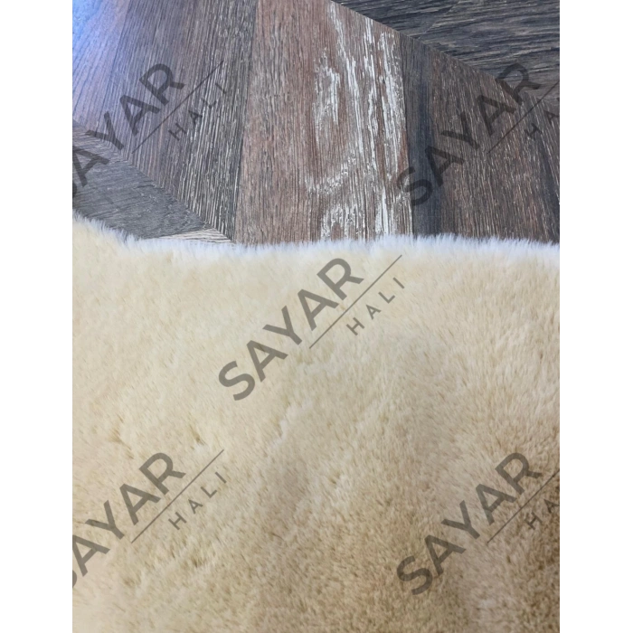 Apex Krem Dekoratif Tavşan Postu Halı 95 x 150