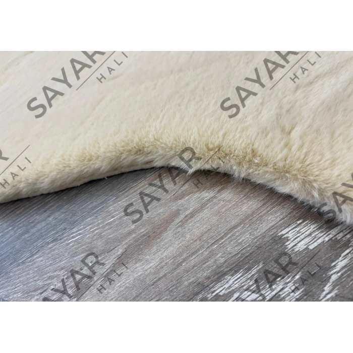 Apex Krem Dekoratif Tavşan Postu Halı 95 x 150