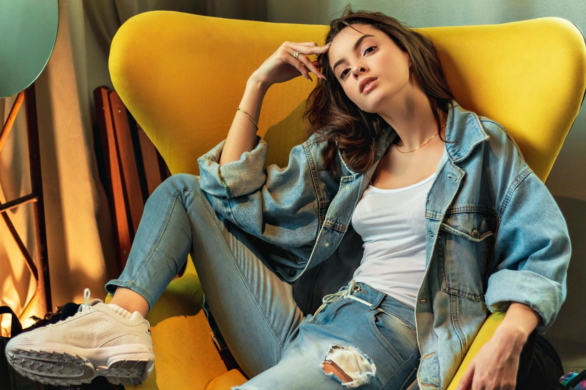 YENİ SEZON JEANLER