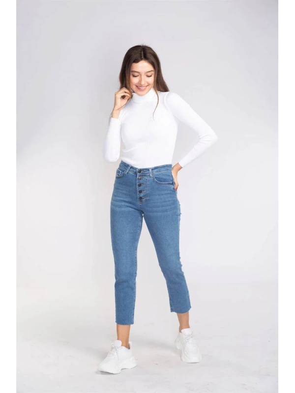 Düğme Detaylı Kesik Paça Slim Fit Jean-MAVİ