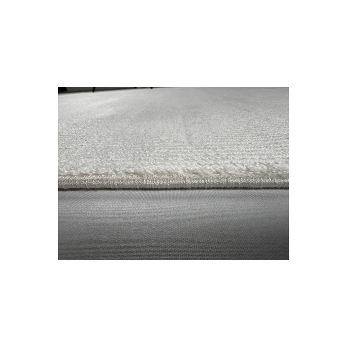 Merinos Vista Beyaz Renk %100 Akrilik Geometrik Desen Yumuşak Dokulu Salon Oturma Odası Halısı 63237-63