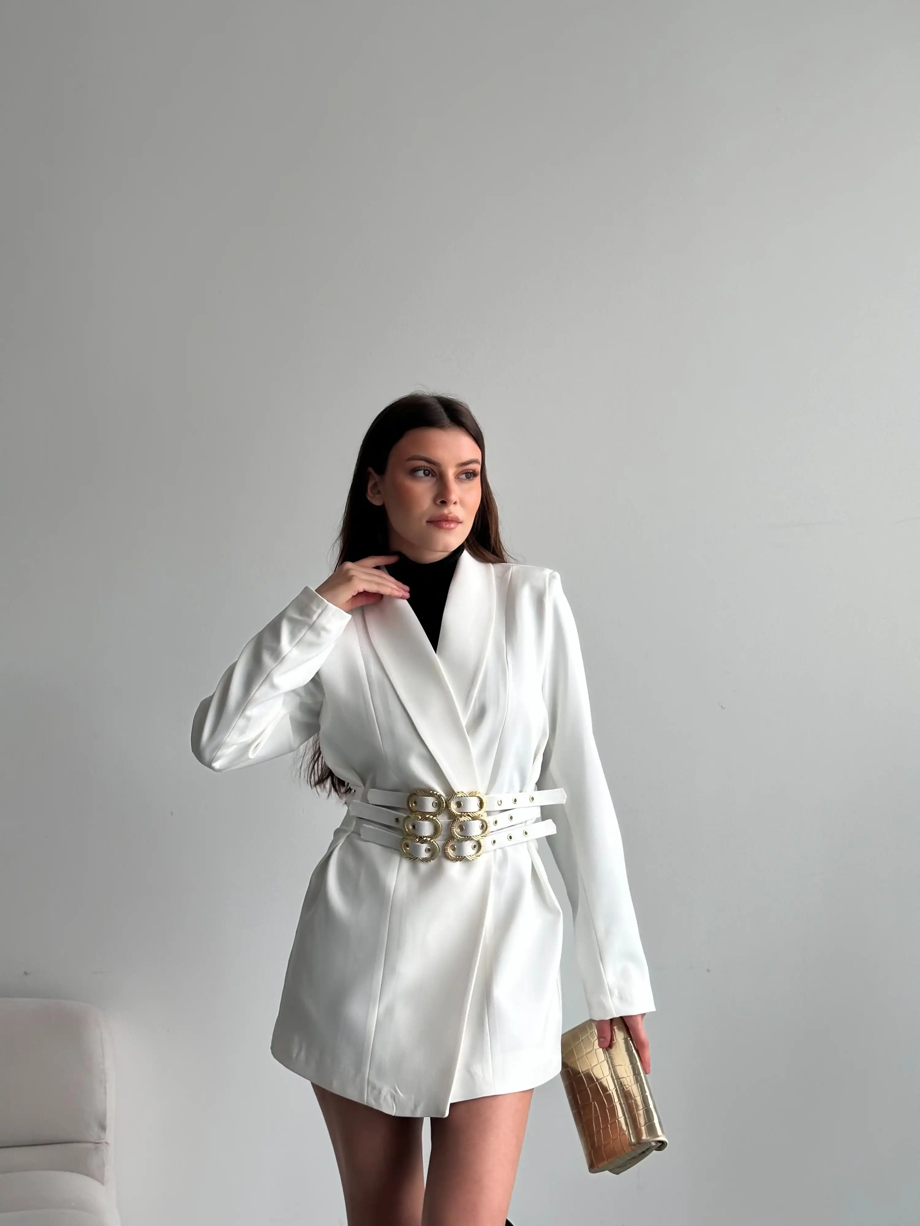 3 KEMER TASARIMLI BLAZER CEKET-BEYAZ