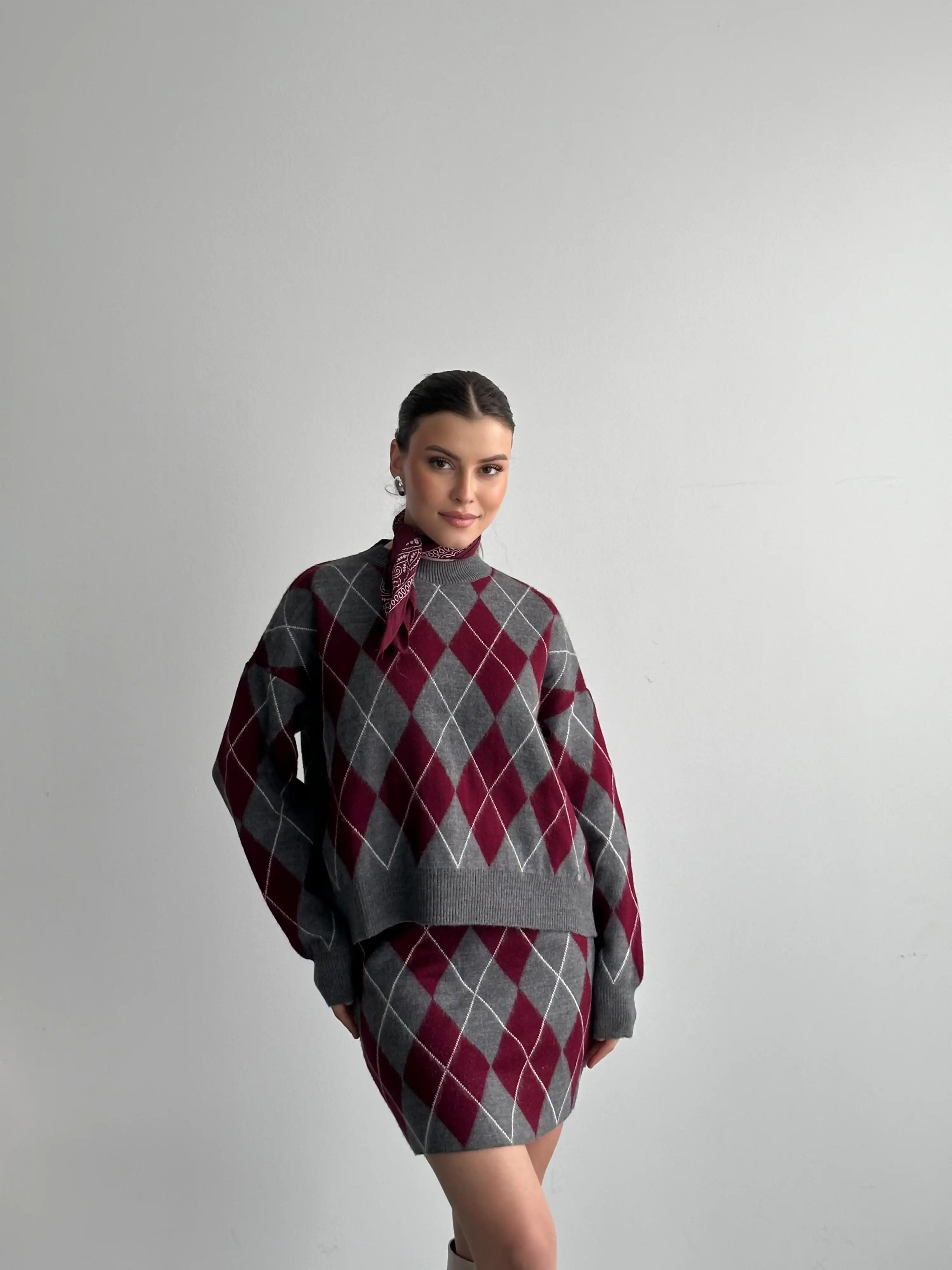 BAKLAVA DESENLİ ETEKLİ TRİKO TAKIM-BORDO