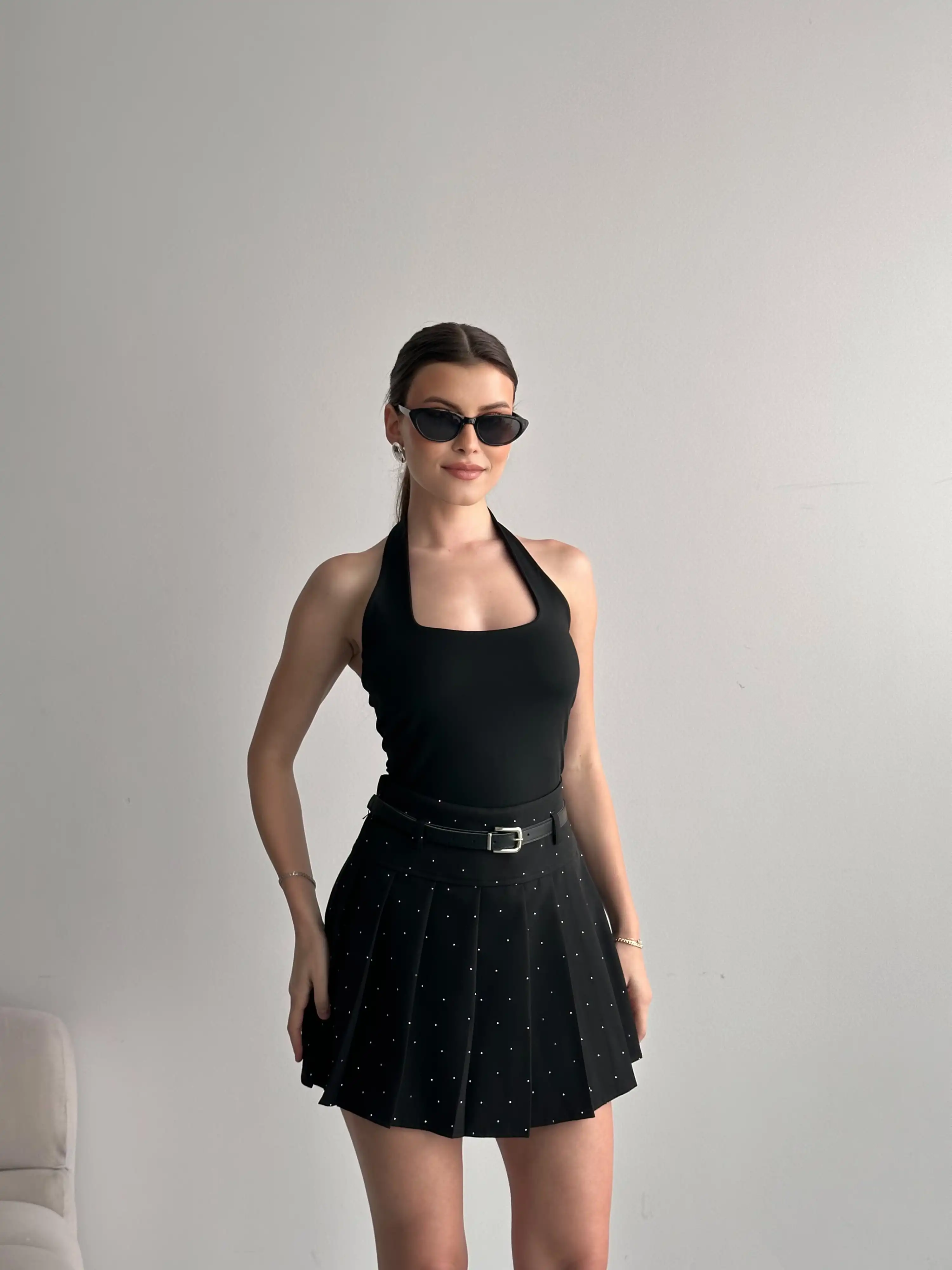 PİLİSELİ TAŞ BASKILI ŞORT ETEK-KAHVE