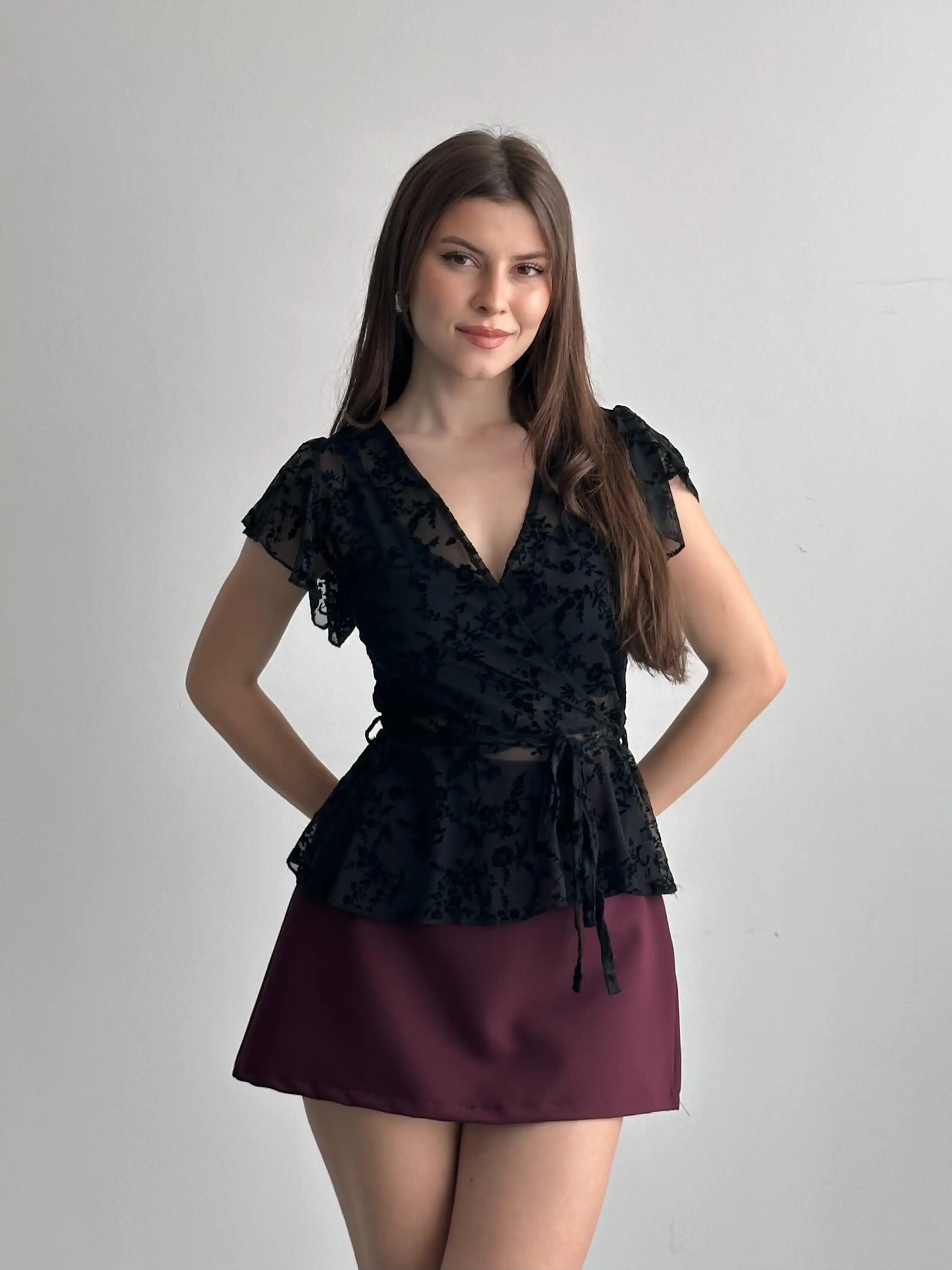 BÜZGÜLÜ TÜL BLUZ-SİYAH