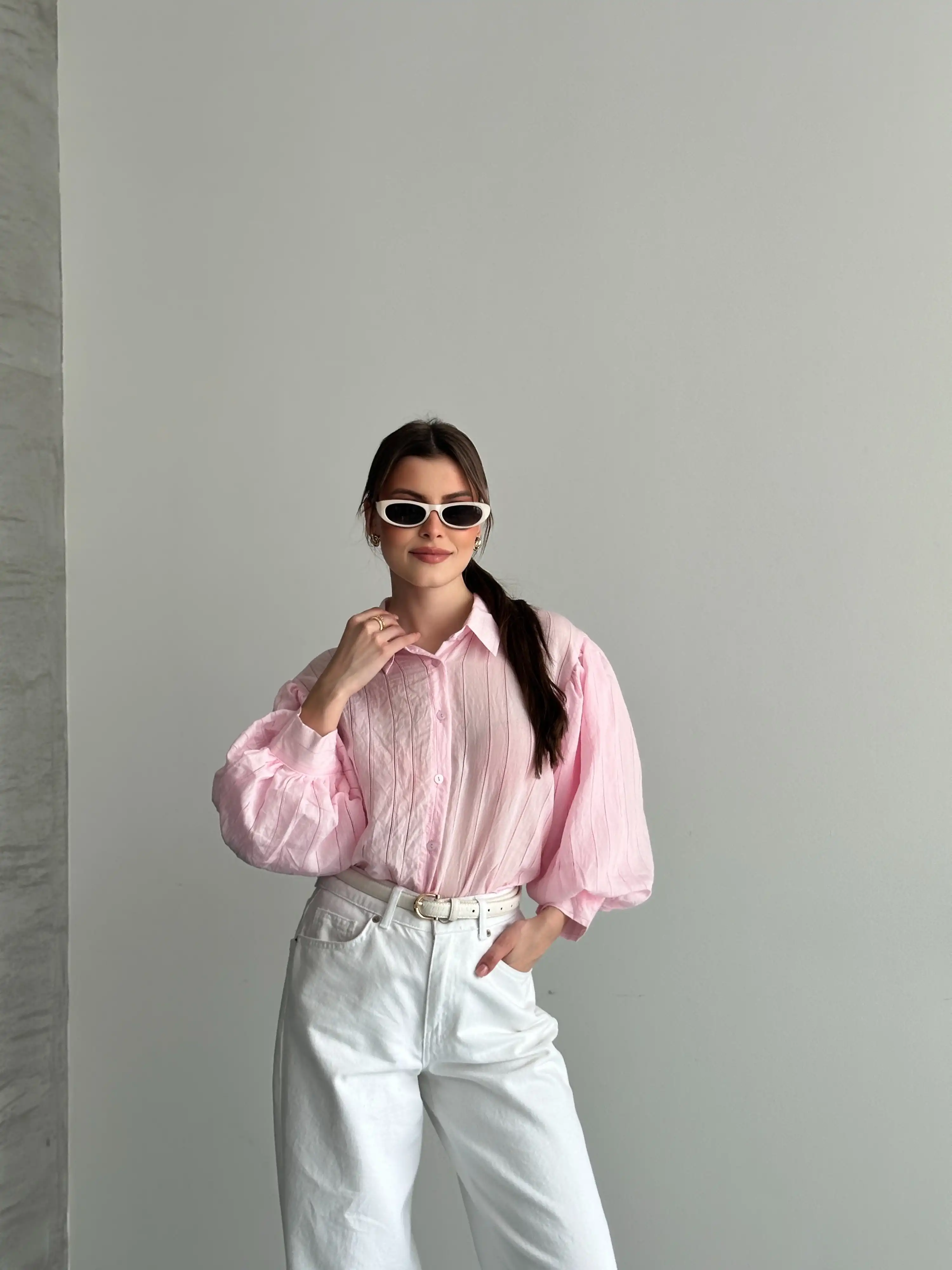 EKRU ÇİZGİLİ BALON KOL GÖMLEK-PEMBE