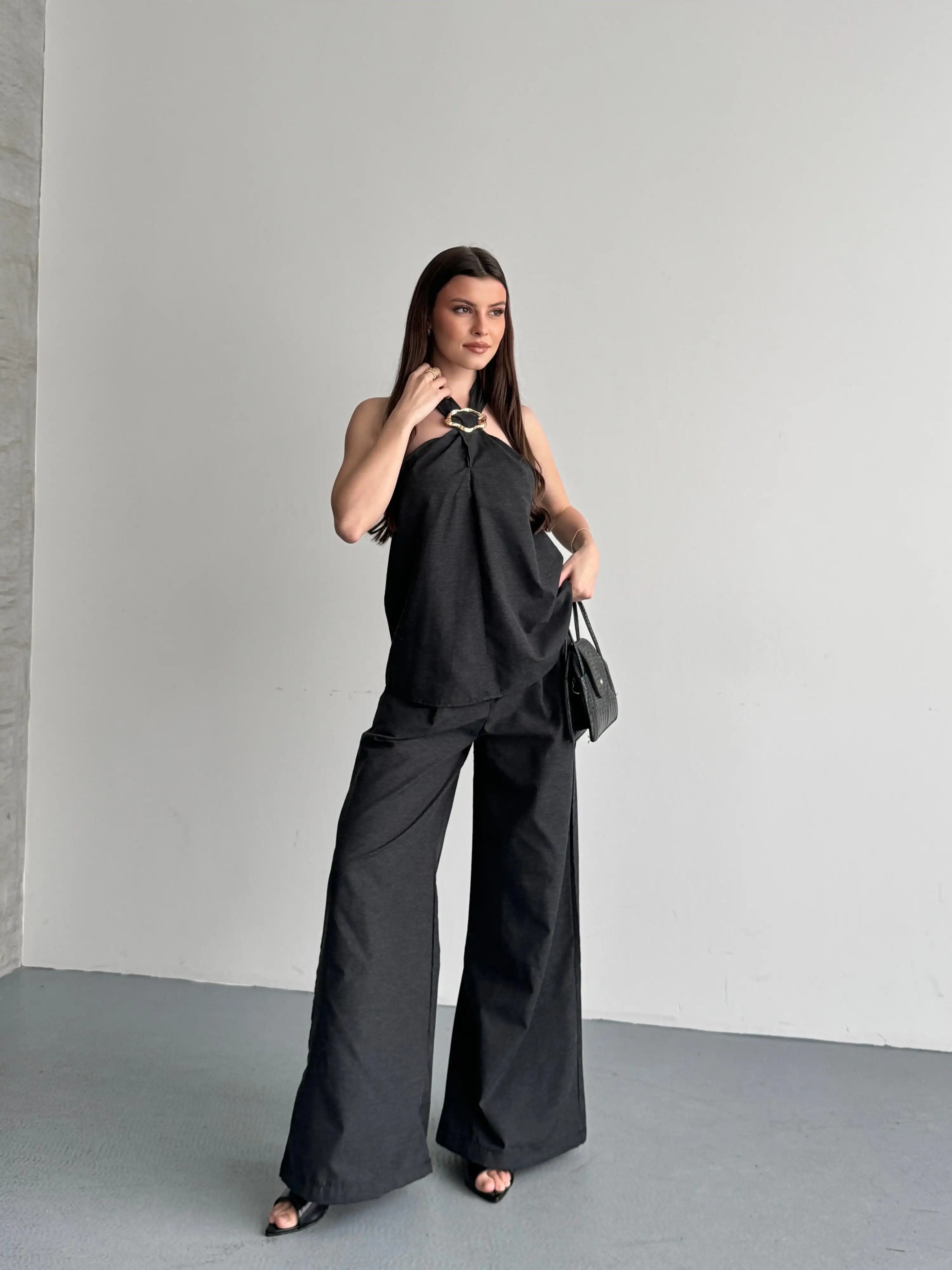 BOYUN GEÇİRMELİ GOLD AKSESUARLI PANTOLONLU TAKIM-ANTRASİT