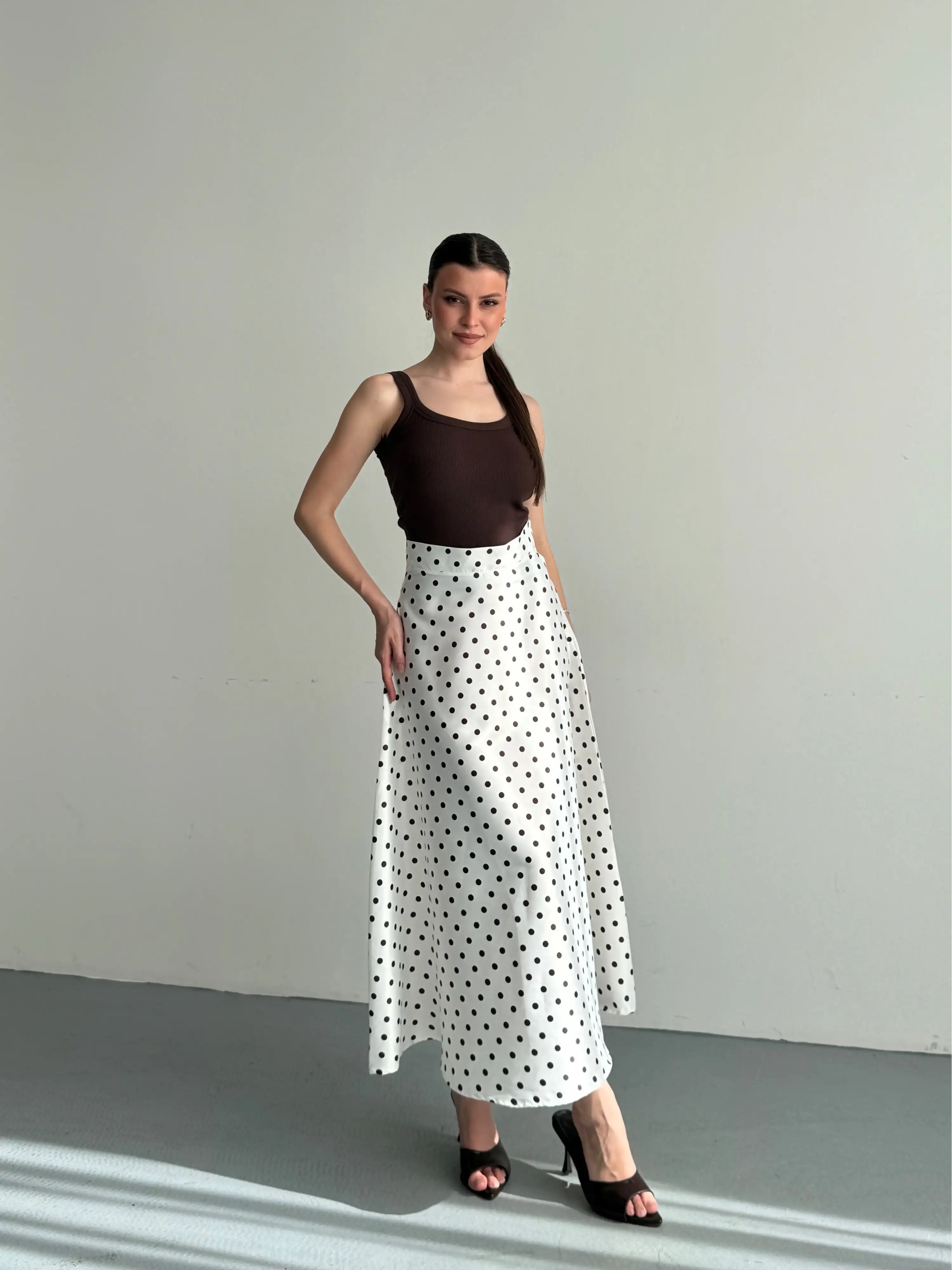 SATEN PUANTİYELİ ETEK-BEYAZ