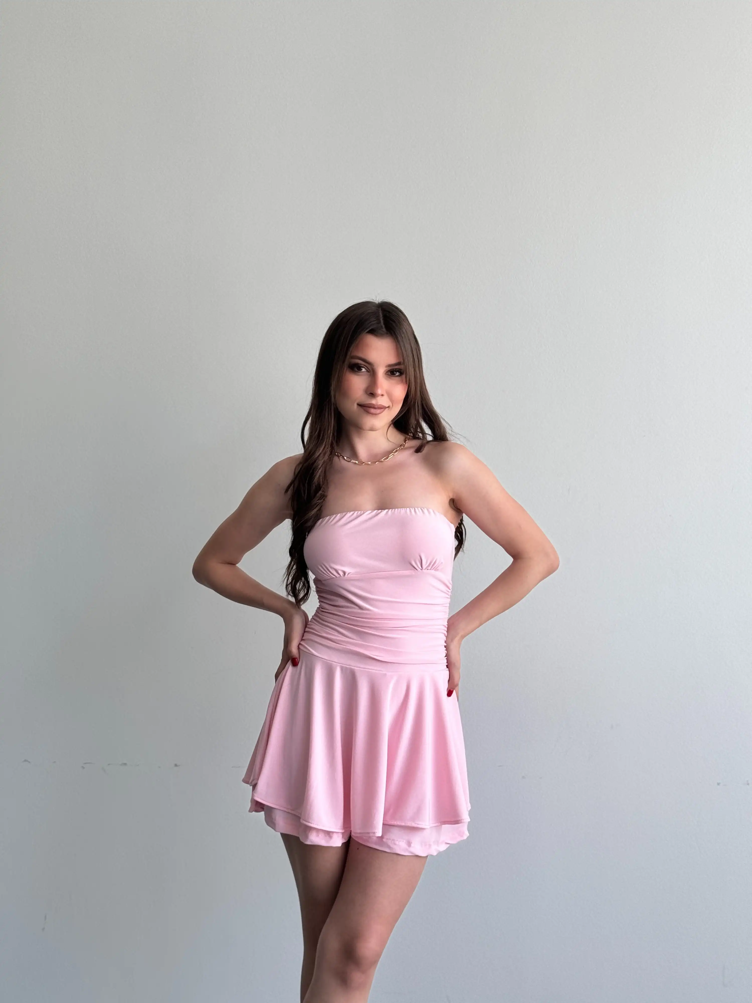 STRAPLEZ ŞORTLU MİNİ ELBİSE-PEMBE
