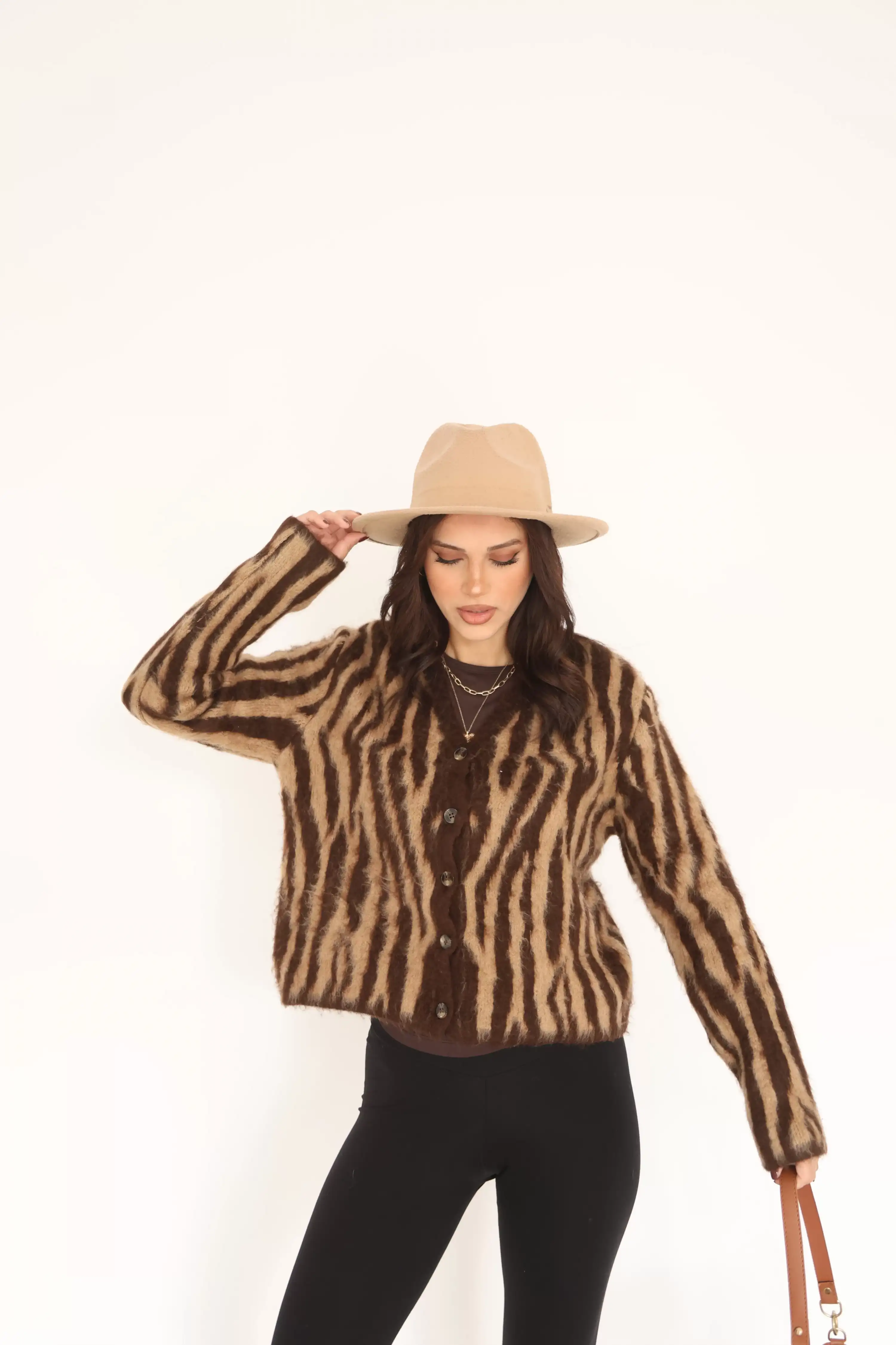 YUMOŞ DESENLİ HIRKA