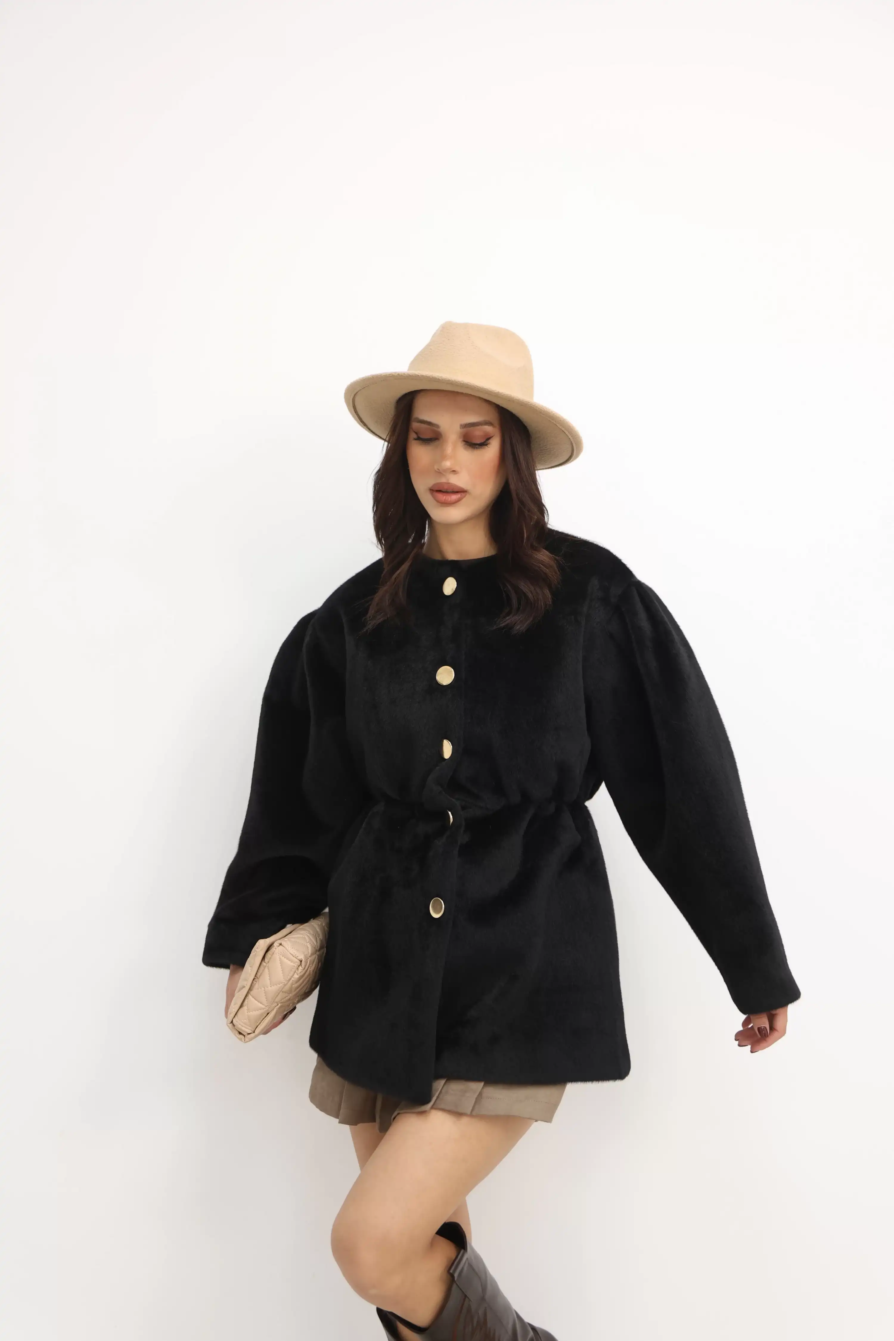 BELDEN BÜZME KÜRK CEKET-SİYAH