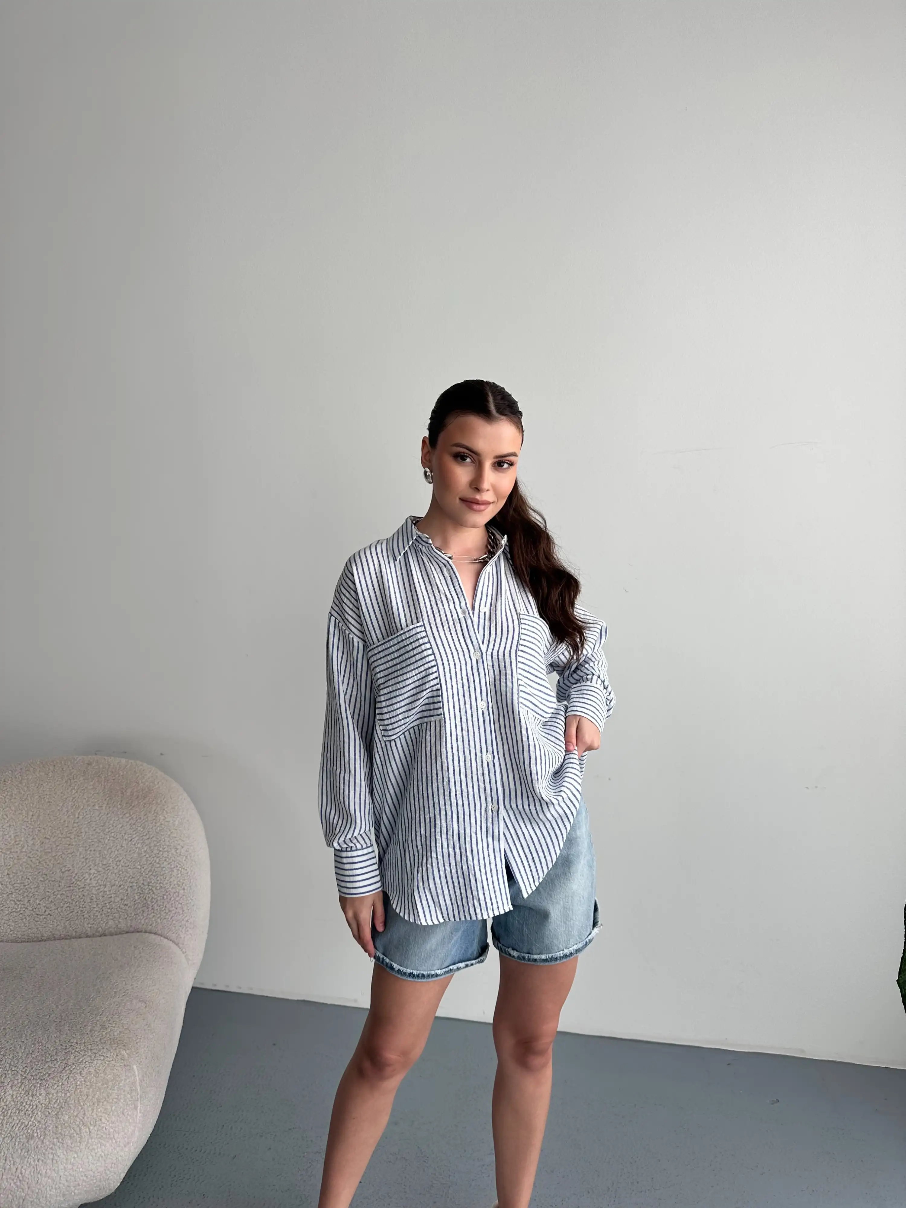 ÇİZGİLİ OVERSİZE GÖMLEK-MAVİ