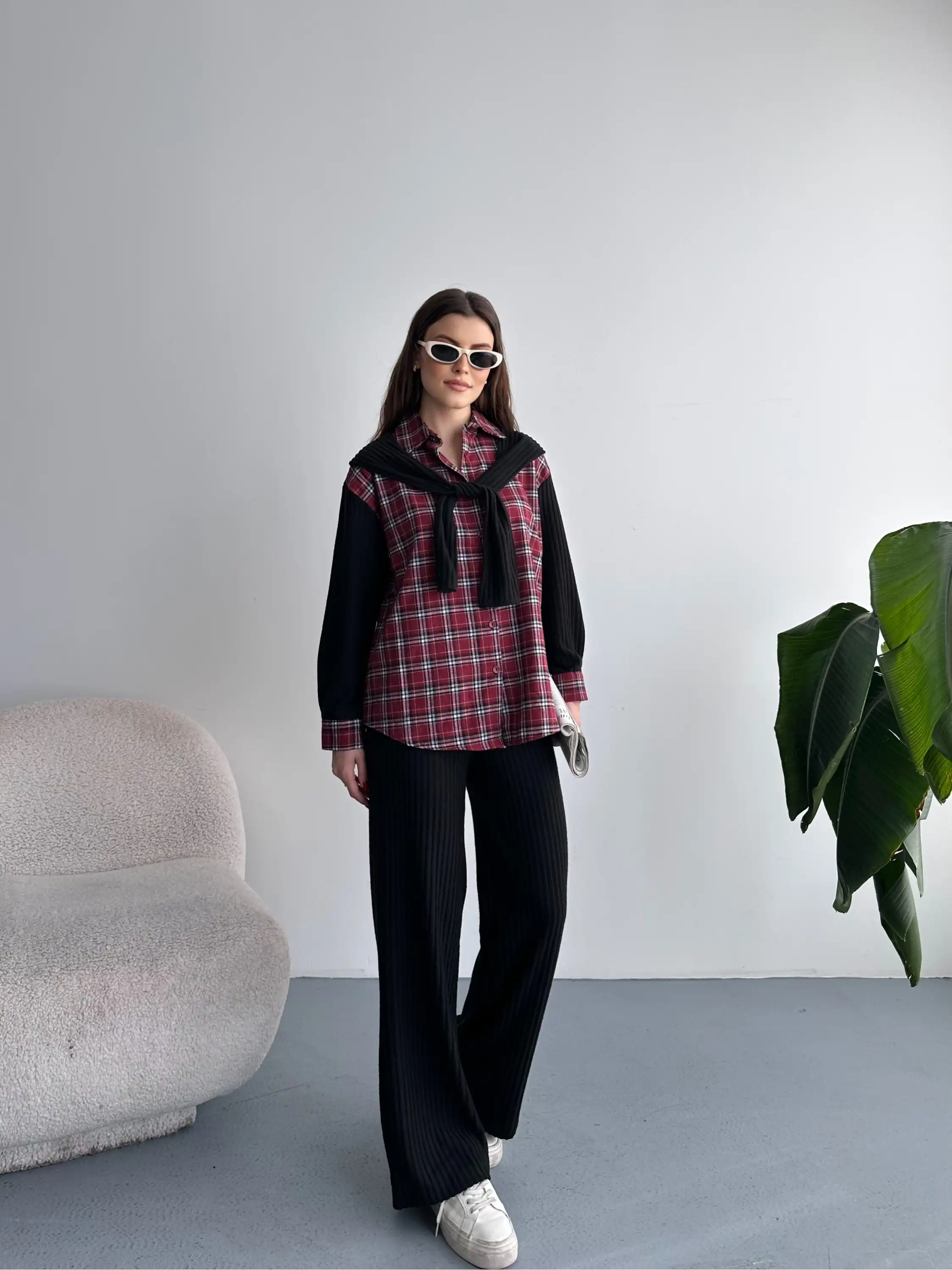 EKOSE DETAYLI PANTOLONLU TAKIM-BORDO